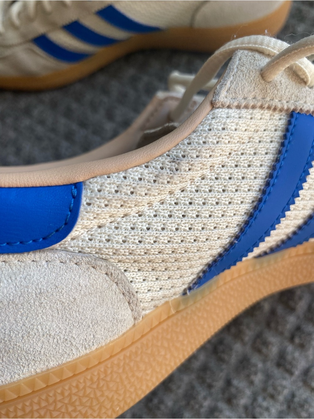 adidas Handball Spezial Men’s Sneakers Cream white/blue/sandstone - Picture 4 of 14